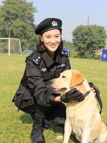 警花犬之再上征程