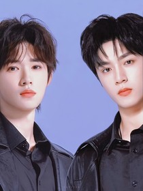 文轩：日月耀眼