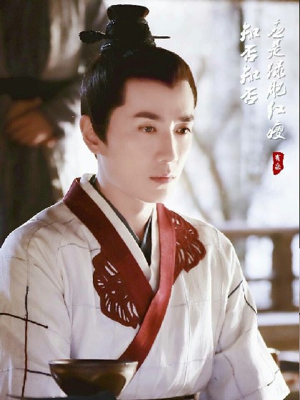 试问卷帘人，却道海棠依旧？