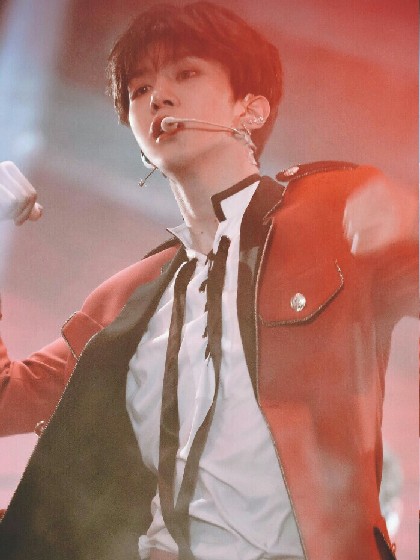 等我牵你的手，好吗