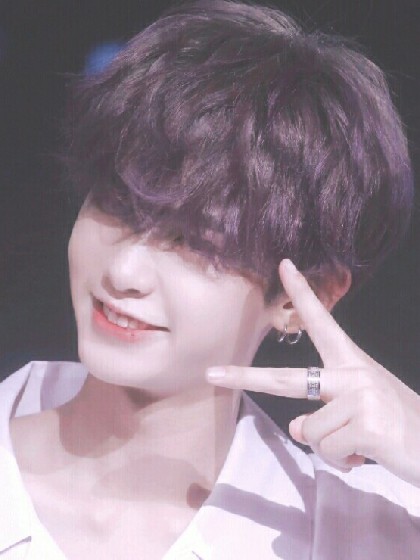 黄明昊:妹控养成记