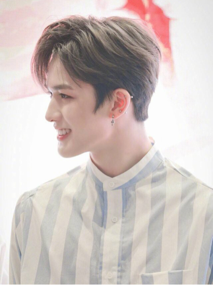 论有个班主任当哥哥