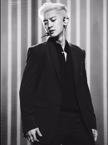 EXO:我亲爱的先生们