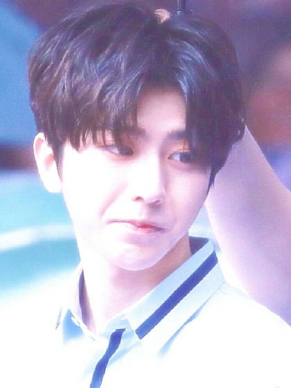 蔡徐坤:你是我的整个青春