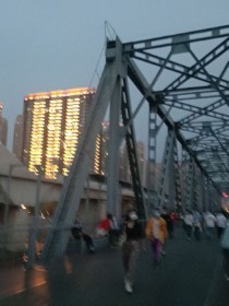 不知春去，方觉夏深