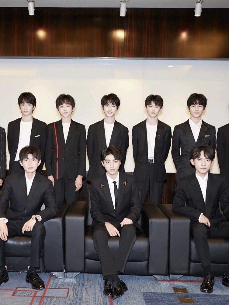 十八楼的小团宠